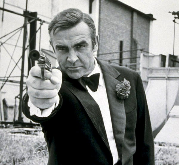 Walther ppk у Джеймса Бонда