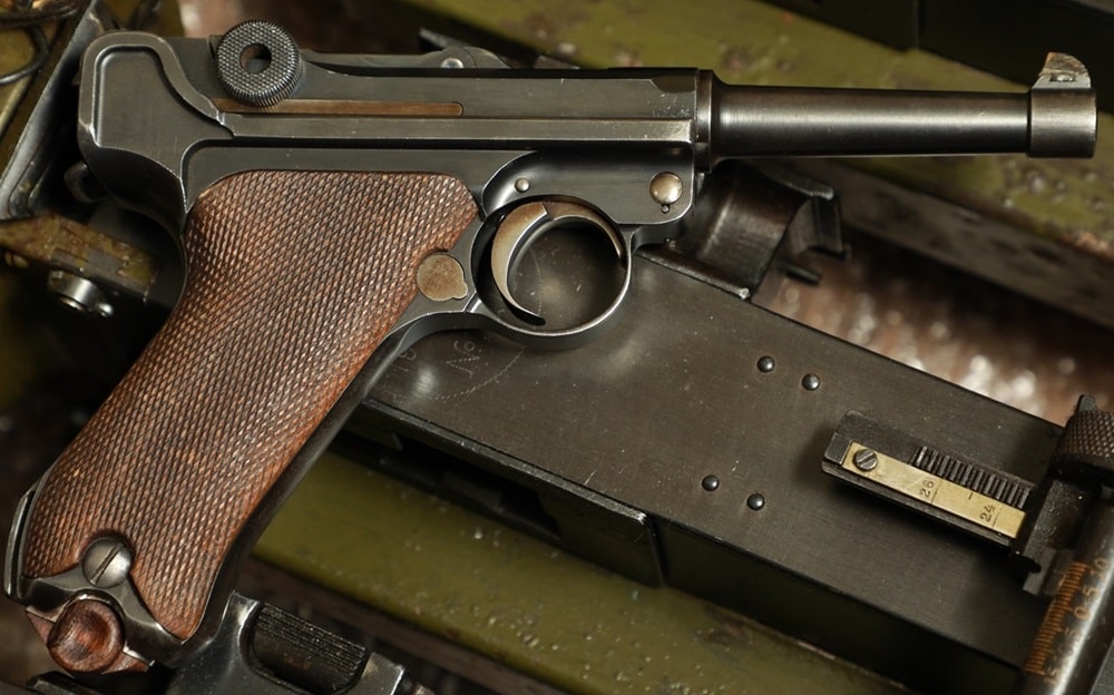 Пневматичний Luger P08