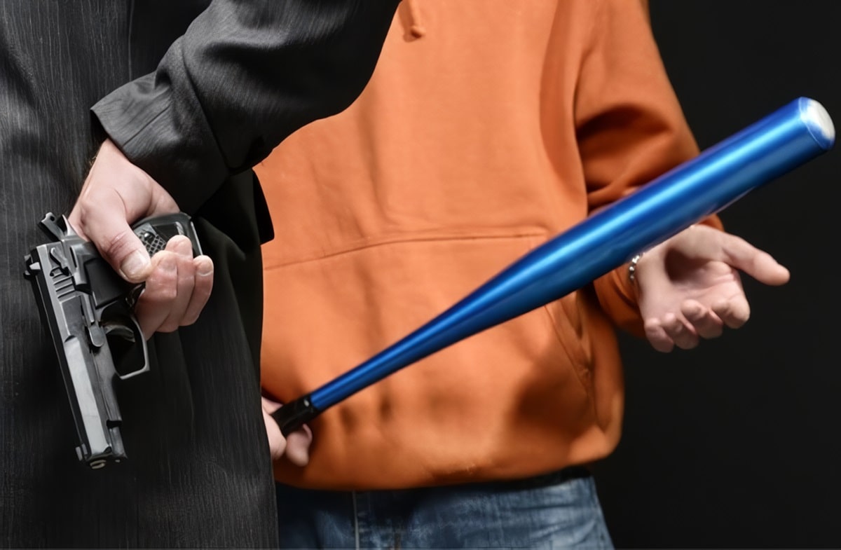 Залізний пістолет пугач для самооборони