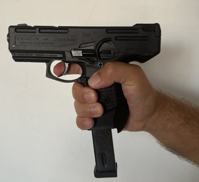 Стартовий пістолет ZORAKI 925 з магазином на 25 патронів